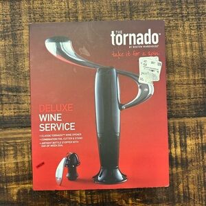 NIB- Tornado Deluxe Wine Service 3 pc set